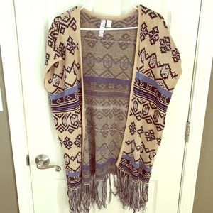 Francesca’s shrug / cardigan